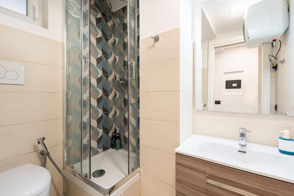 Touch&Go - Stanza Privata Con Servizi Ciampino Exteriör bild